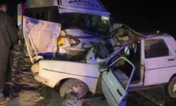 Şanlıurfa'da minibüs ile otomobil çarpıştı:1 ölü
