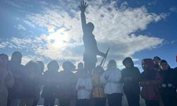 Sarıkamış'ta genç yürekler donan umutları ısıttı