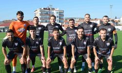 Selendi Belediyespor üçte üç yaptı