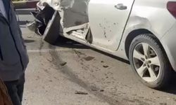 Siirt'te otomobil ile kamyonet çarpıştı: 2 yaralı