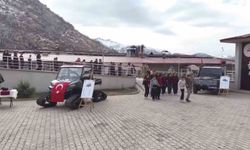 Şırnak'ta jandarmadan çocuklara unutulmaz gün