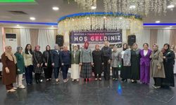 Sultanbeyli'de uyuşturucuyla mücadele semineri: 'En iyi narkotik polisi: Anne'