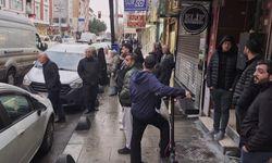 Sultangazi'de kuyumcu vurgunu: Altınları alıp kayıplara karıştı