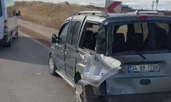 Tır ile hafif ticari araç çarpıştı: 1 yaralı