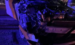 Tokat'ta otomobil traktörle çarpıştı: 4 yaralı