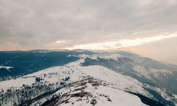 Trabzon'un yaylalarından kar manzaraları