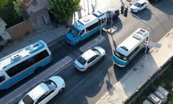 Trafikten kaçan dolmuş şoförü 200 metre ters şeritte gitti