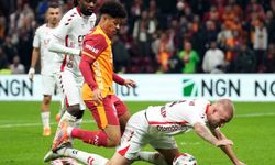 Trendyol Süper Lig: Galatasaray: 2 - Samsunspor: 0 (İlk yarı)