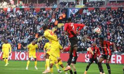 Trendyol Süper Lig: Gaziantep FK: 0 - Göztepe: 0 (İlk yarı)