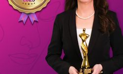 Türk eğitimci İngiltere'nin en prestijli ödüllerinden 'Women in Education-Global Winner' ödülünü aldı