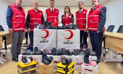 Türk Kızılay Manisa'dan kışlık ayakkabı kampanyası
