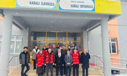 Türk Kızılay Vezirköprü'de 88 öğrenciyi giydirdi