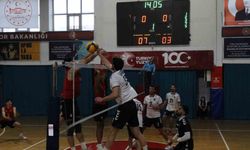 TVF Erkekler 1. Ligi: Düzce Belediyesi Spor Akademisi: 3 - TVF Spor Lisesi : 2