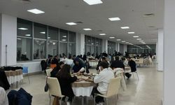 Uluslararası öğrenciler gönüllü rehberleriyle buluştu