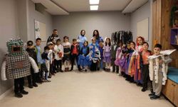 Ümraniye Belediyesi'nden çevre dostu moda defilesi: Atıklardan geri dönüşüm şıklığı