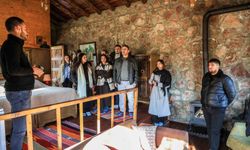 Üniversiteli gençler Sakin Şehir ünvanlı Çameli'yi gezdi