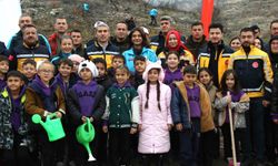 Uşak'ta Acil Sağlık Hizmetleri Haftası'nda fidanlar toprakla buluştu