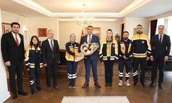 Vali Aslan acil sağlık çalışanları ağırladı