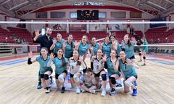 Vezirköprülü voleybolcular finalde