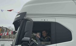 Yardım konvoyuna 'kadın eli' değdi