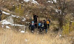 Yozgat'ta motosikletli sürücü şarampole yuvarlandı