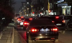 Yüksekova'da trafik çileye döndü