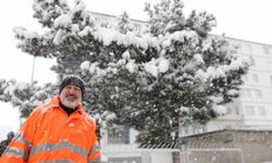 Başkan Çolakbayrakdar: 'Kar yağışı ve don tehlikesine karşı 3 vardiya 24 saat çalışıyoruz'