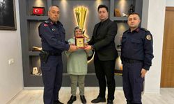 Bilecik'te Jandarma Vakfı'na anlamlı bağış