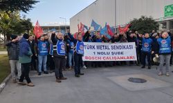 Bursa'da otomotiv işçilerinin eylemi sürüyor, MESS teklifi güncelledi