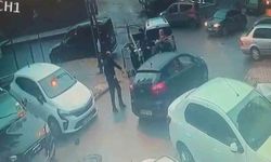 Çekmeköy'de kapı önü motor parkı kavgası: Keser ve sopayla darp anları kamerada
