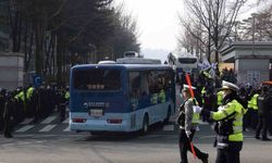 Eski Güney Kore Devlet Başkanı Yoon'a 5 yıl hapis cezası