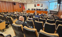 Gölcük'te muhtarlar ve altyapı kurumlarının yetkilileri yatırım toplantısında buluştu