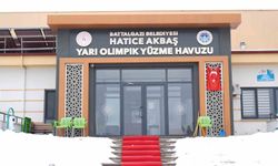 Göztepe Hatice Akbaş Yarı Olimpik Yüzme Havuzu'nda yeni dönem eğitimleri