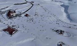 Hesarek Kayak Merkezi'nde yoğunluk: Ziyaretçiler karın keyfini çıkardı
