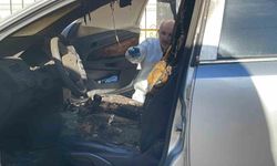 Karaman'da park halindeki otomobilin direksiyon ve koltukları yandı