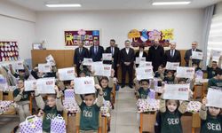 Kastamonu'da öğrenciler karne sevinci yaşadı