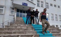 Kendilerini güvenlik güçleri ve savcı olarak tanıtıp, yaşlıları 1 milyon TL dolandırdılar