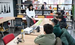 Mersin'de çocuklar akran zorbalığına karşı empati atölyelerinde buluştu