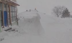 Meteoroloji'nin uyardığı kentte tipi etkili oldu, kar kalınlığı yer yer 3 metreyi buldu