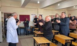 Mezun öğrencilerinden öğretmenlerine unutulmaz veda