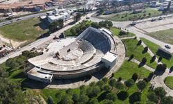 Şadan Gökovalı Açık Hava Tiyatrosu çağdaş bir yapıya kavuşuyor