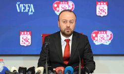 Sivasspor Başkanı Burak Özçoban: 'Transfer yasağı kalkacak'