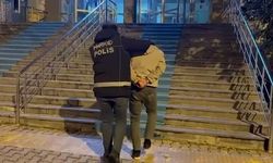 Sokak satıcılarına operasyon: 8 gözaltı