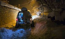 Yoğun kar yağışında UMKE ekipleri hastalara umut oluyor