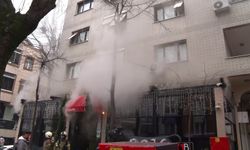 Bayrampaşa'da bir restoranda çıkan yangın paniğe neden oldu