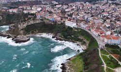 İstanbul'da fırtına Şile Sahili'ni vurdu: Dev dalgalar havadan görüntülendi