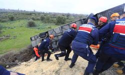 Kazada yaralanan yolcu o anları anlattı: 'Önce yan yatıp süründük, sonra bariyer saplandı'