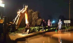 Yenipazar'da sağanak yağış etkili oldu