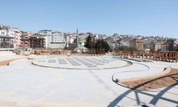 25 bin metrekarelik Çayırova Kent Meydanı projesinde sona yaklaşılıyor