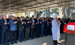 72 yaşında hayatını kaybeden emekli Vali Yardımcısı son yolculuğuna uğurlandı